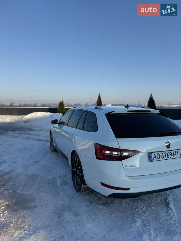 Универсал Skoda Superb 2017 в Хусте