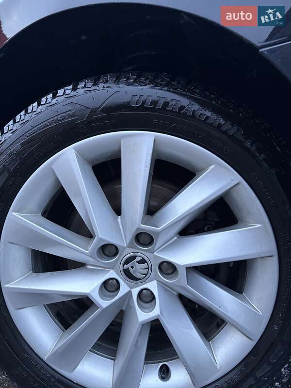 Ліфтбек Skoda Superb 2019 в Львові