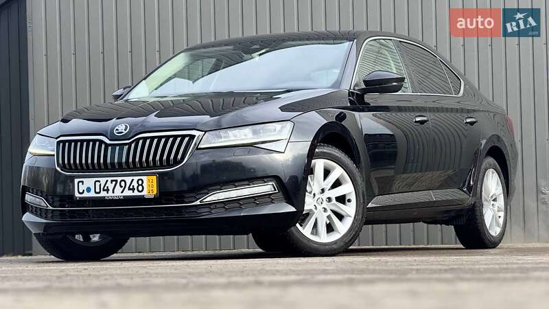 Лифтбек Skoda Superb 2022 в Стрые