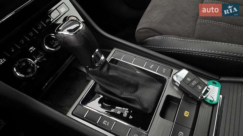 Лифтбек Skoda Superb 2022 в Стрые