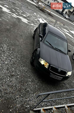 Лифтбек Skoda Superb 2006 в Днепре