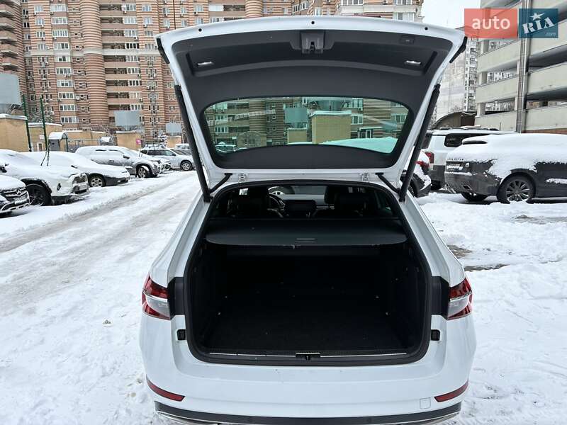 Универсал Skoda Superb 2023 в Киеве фото 41 Универсал Skoda Superb 2023 в Киеве