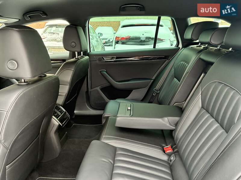 Универсал Skoda Superb 2023 в Киеве фото 55 Универсал Skoda Superb 2023 в Киеве