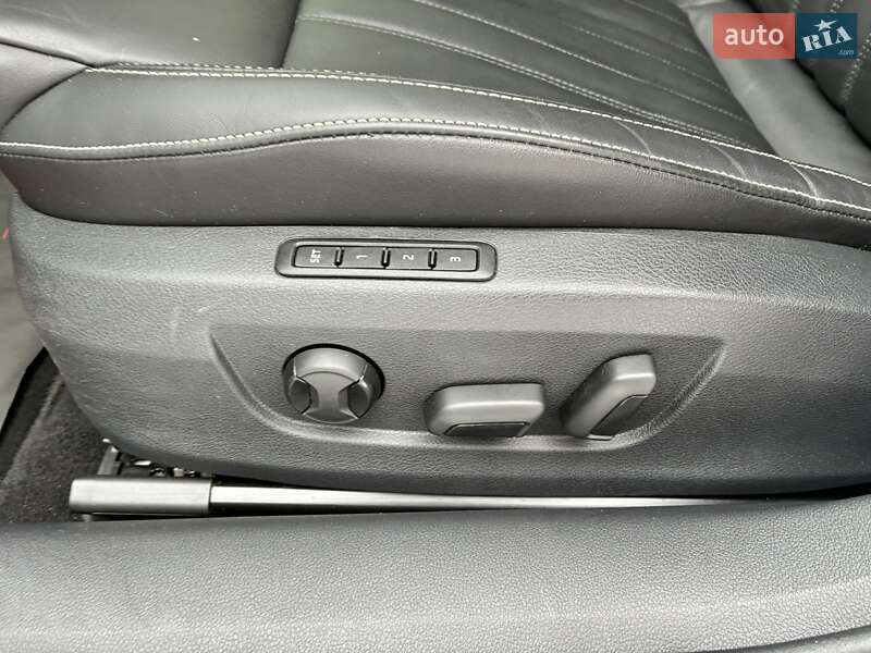 Универсал Skoda Superb 2023 в Киеве фото 74 Универсал Skoda Superb 2023 в Киеве