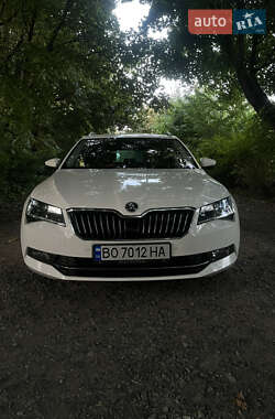 Універсал Skoda Superb 2018 в Тернополі