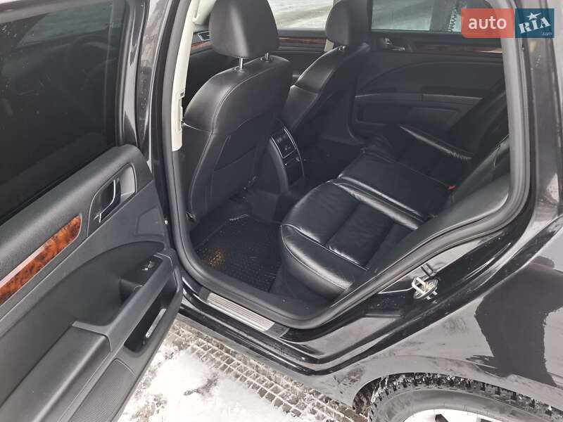 Универсал Skoda Superb 2011 в Ивано-Франковске