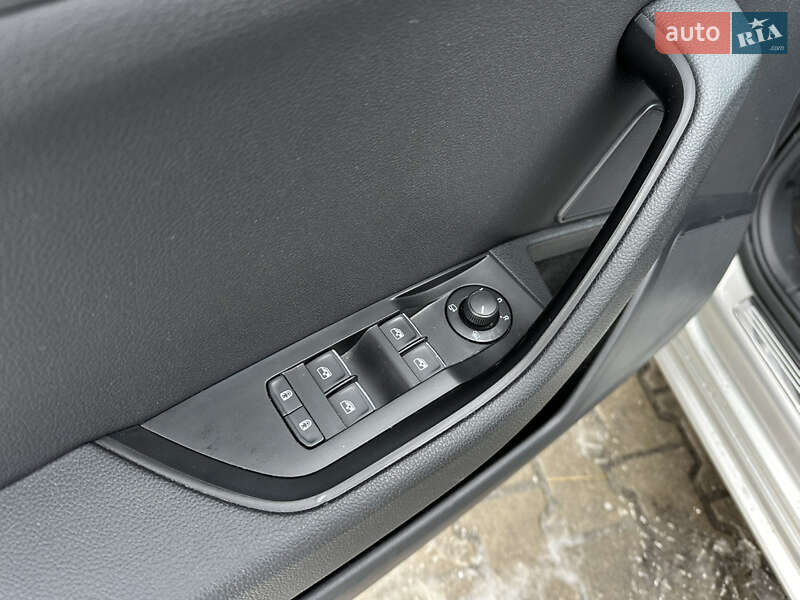 Лифтбек Skoda Superb 2018 в Луцке фото 23 Лифтбек Skoda Superb 2018 в Луцке