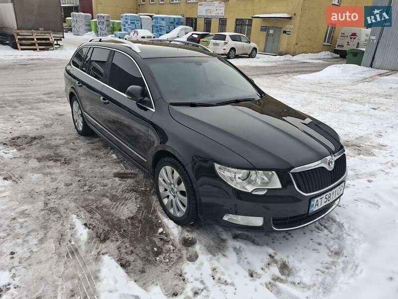 Універсал Skoda Superb 2011 в Івано-Франківську