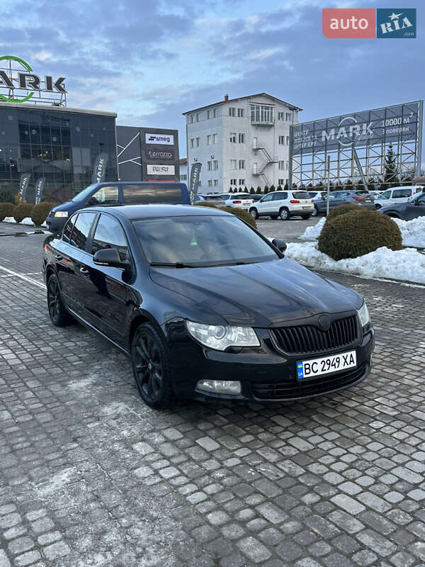 Skoda Superb 2012 Skoda Superb 2012