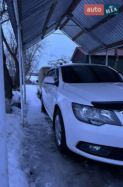 Универсал Skoda Superb 2015 в Липовце