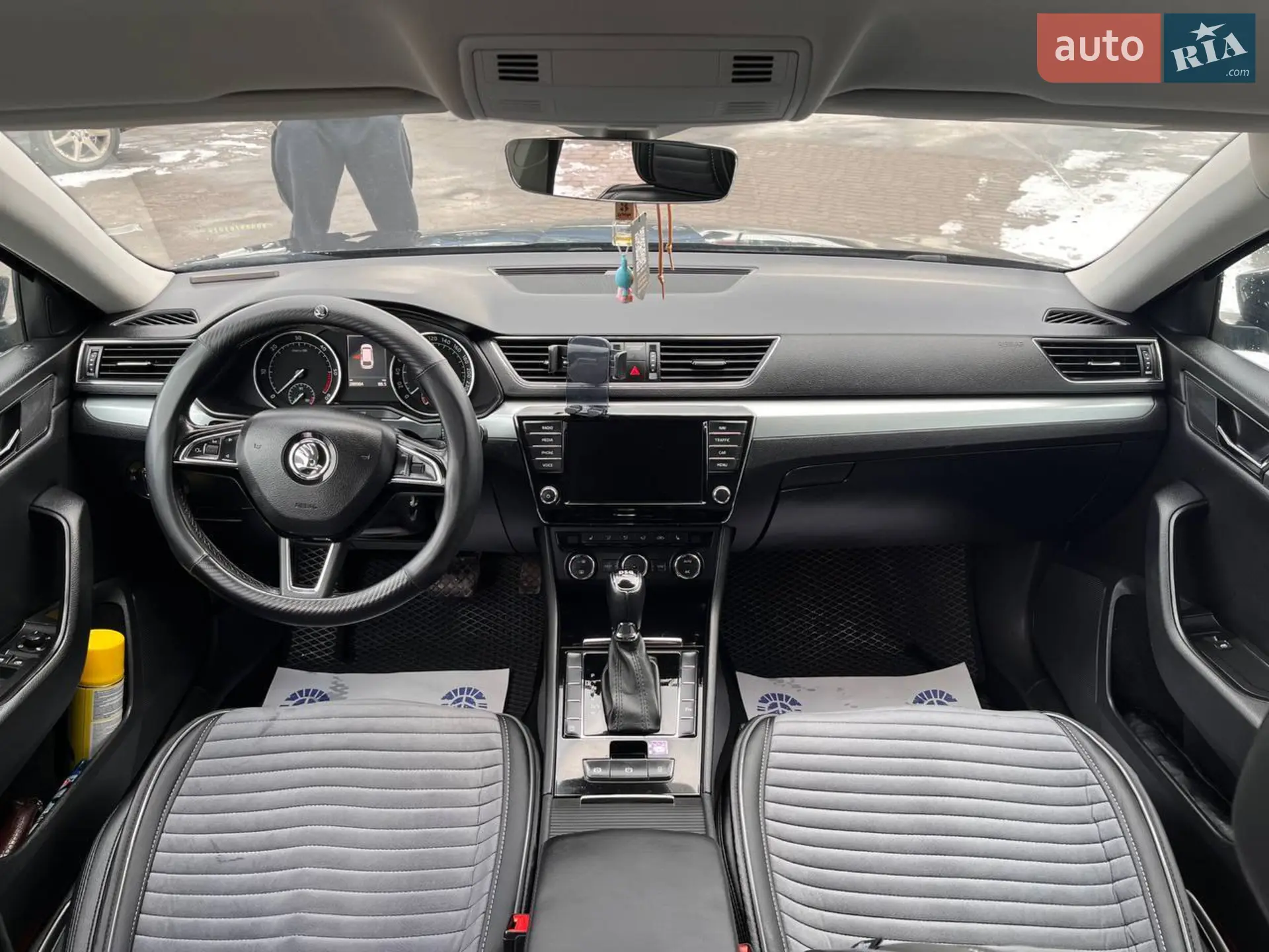 2017 Skoda Superb - мініатюра 15