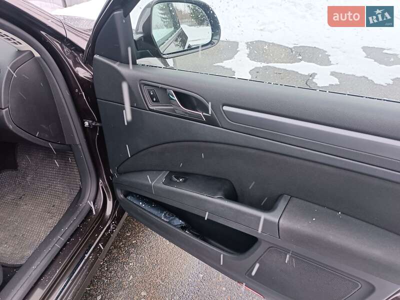 Універсал Skoda Superb 2012 в Черняхові