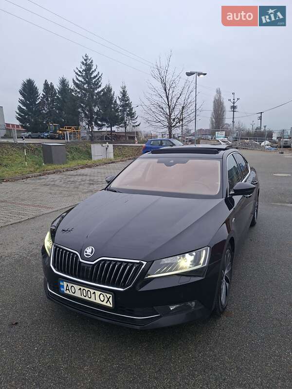 Ліфтбек Skoda Superb 2017 в Ужгороді