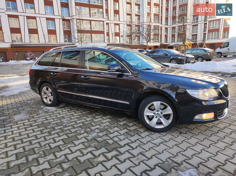 Універсал Skoda Superb 2012 в Івано-Франківську