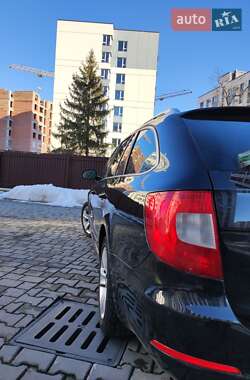 Універсал Skoda Superb 2012 в Івано-Франківську