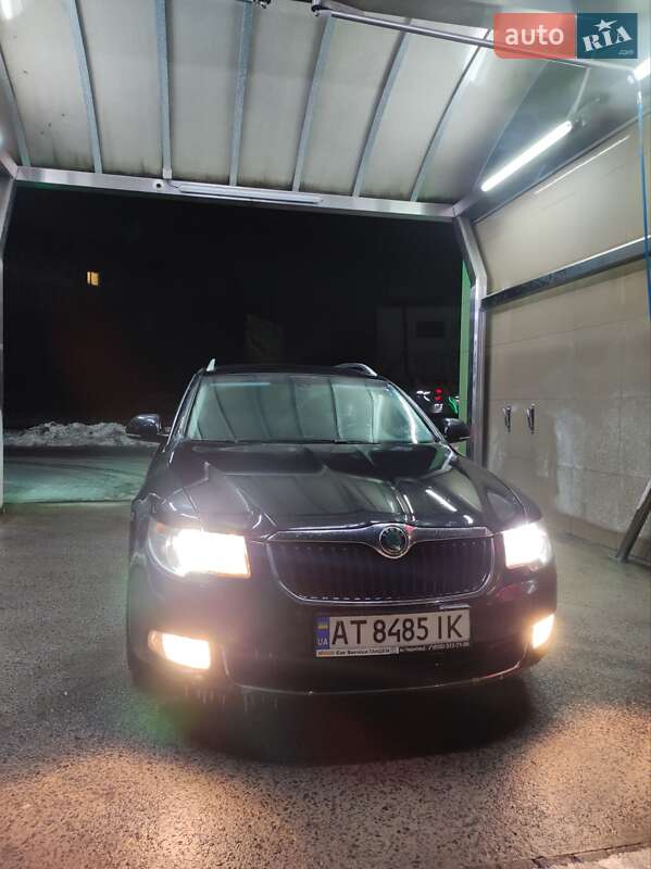 Універсал Skoda Superb 2012 в Івано-Франківську
