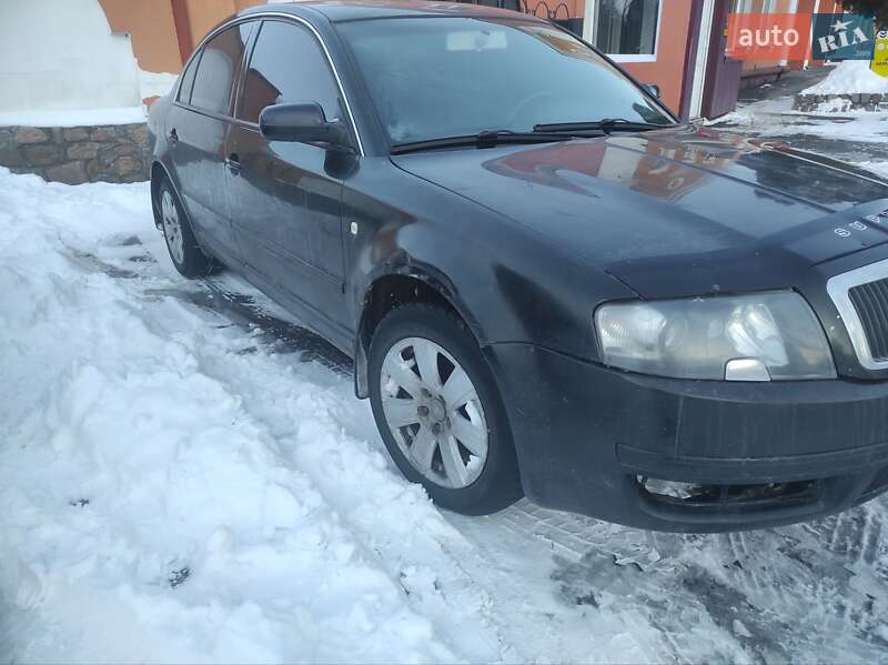 Skoda Superb 2005