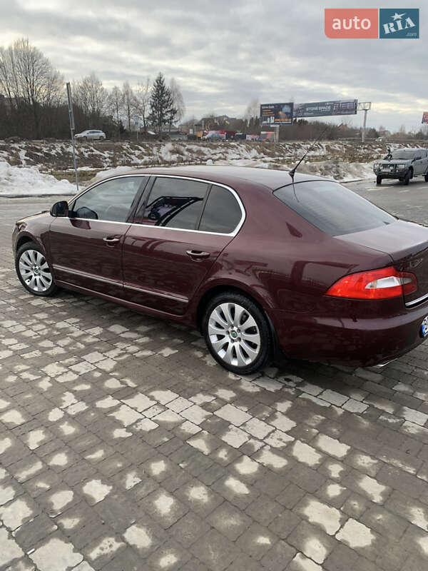 Лифтбек Skoda Superb 2008 в Львове