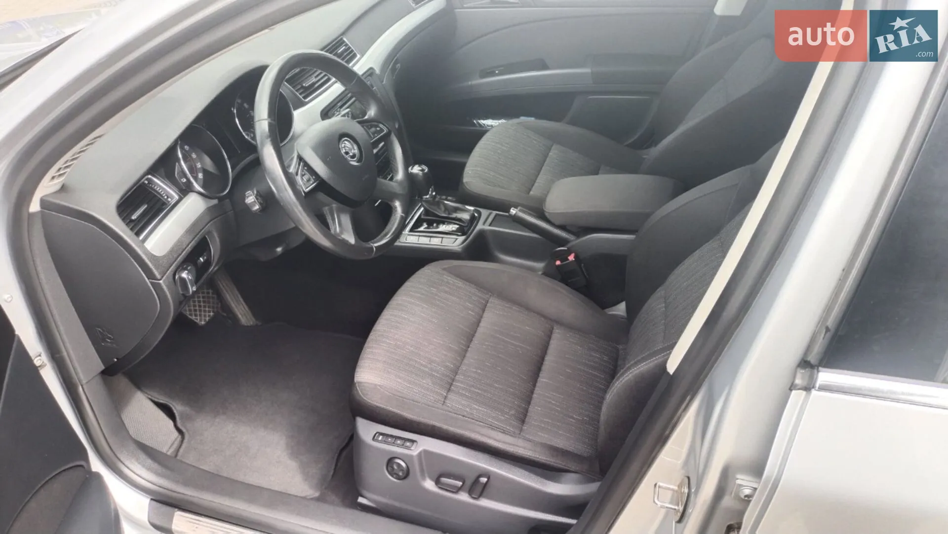 2013 Skoda Superb - мініатюра 8