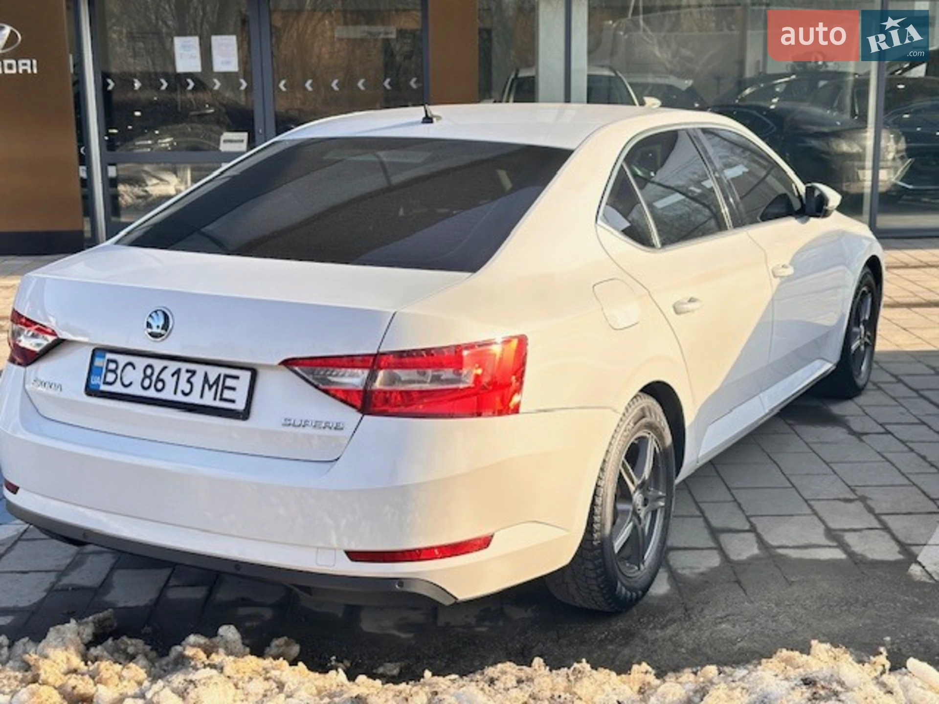 2016 Skoda Superb - мініатюра 3