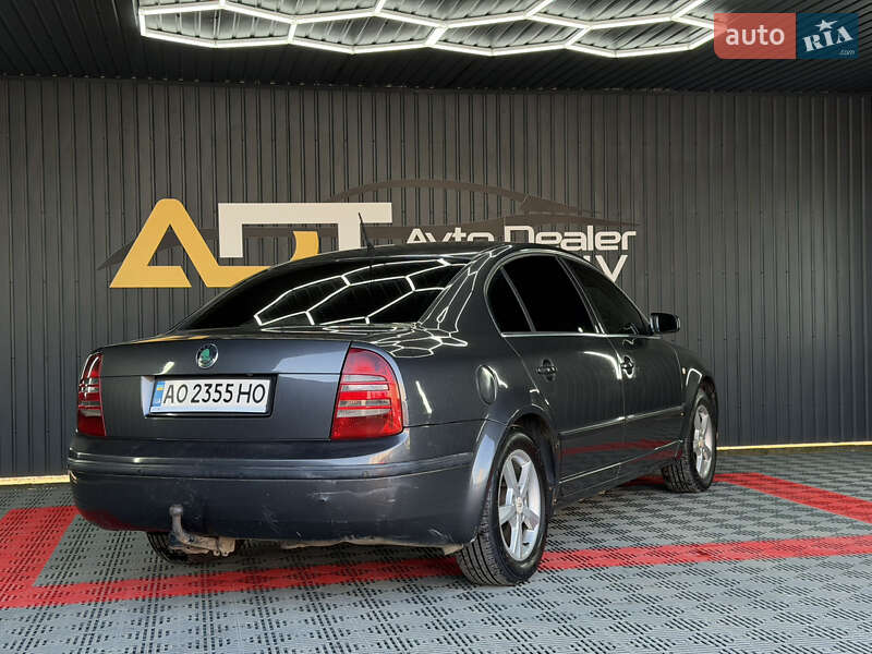Ліфтбек Skoda Superb 2006 в Тячеві