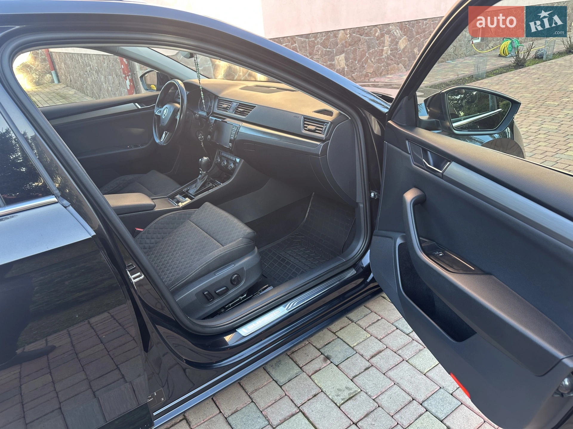 2016 Skoda Superb - мініатюра 24