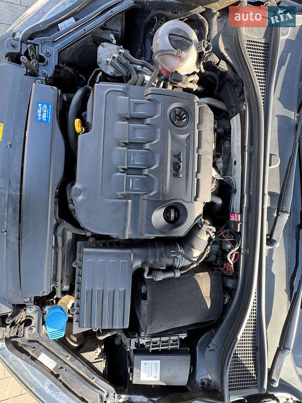 Універсал Skoda Superb 2016 в Бродах