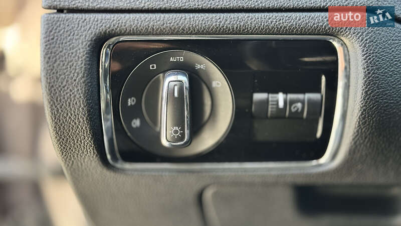 Універсал Skoda Superb 2010 в Луцьку