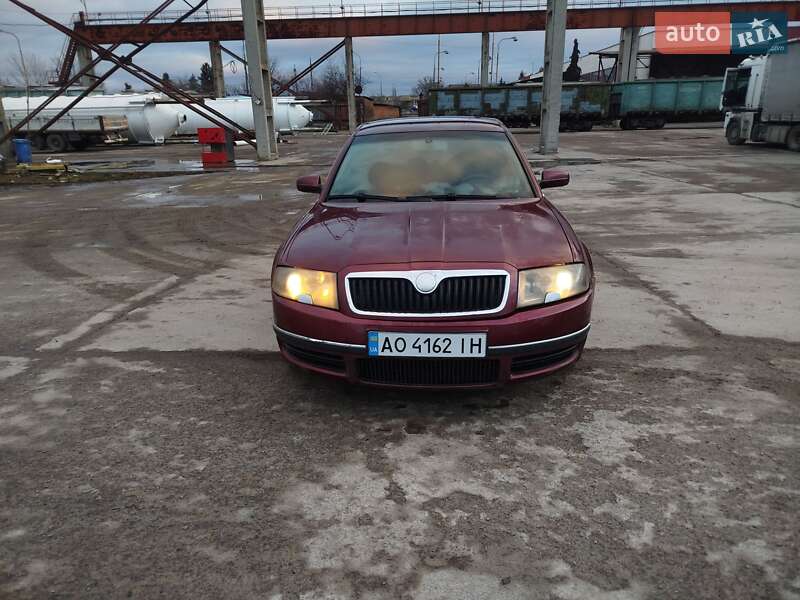 Skoda Superb 2002
