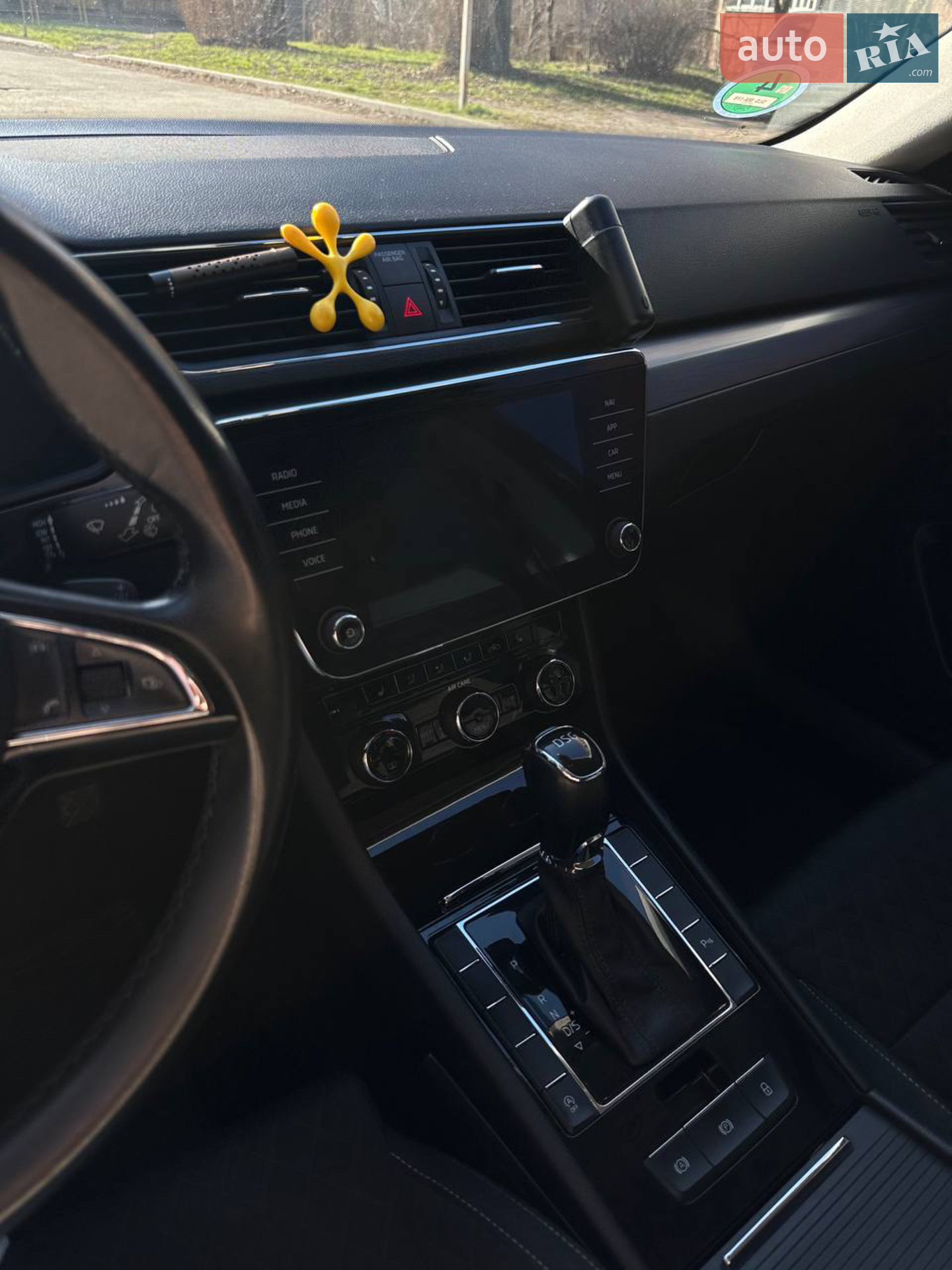 2017 Skoda Superb - мініатюра 5