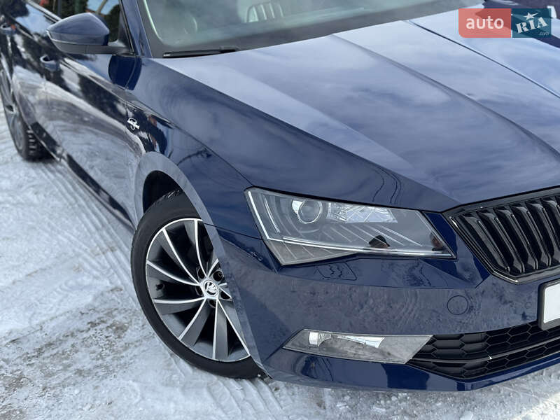 Ліфтбек Skoda Superb 2017 в Львові