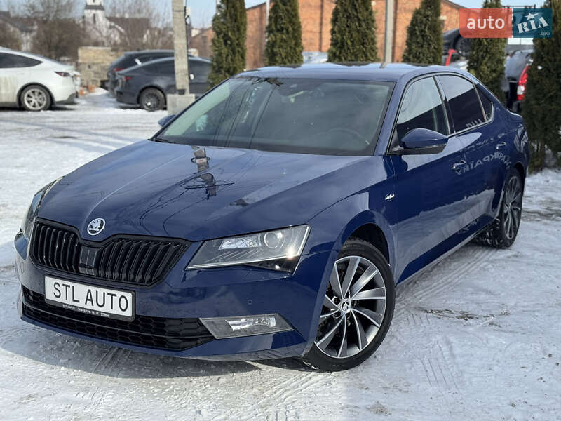 Ліфтбек Skoda Superb 2017 в Львові