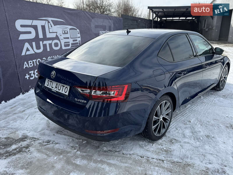 Ліфтбек Skoda Superb 2017 в Львові
