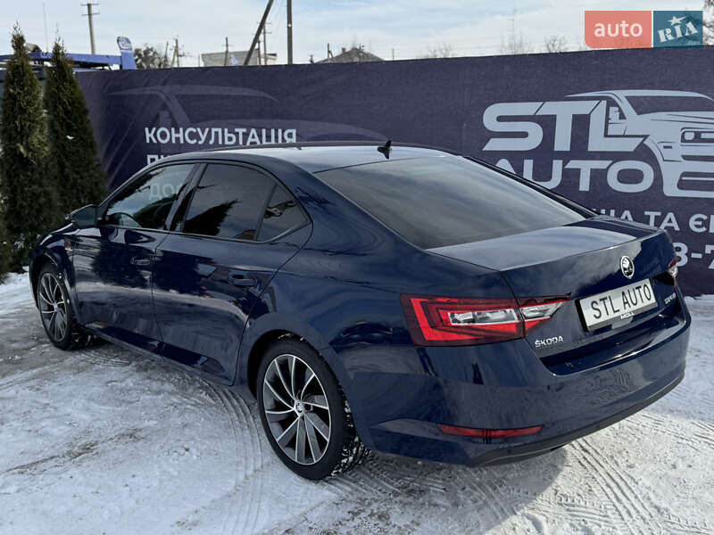 Ліфтбек Skoda Superb 2017 в Львові