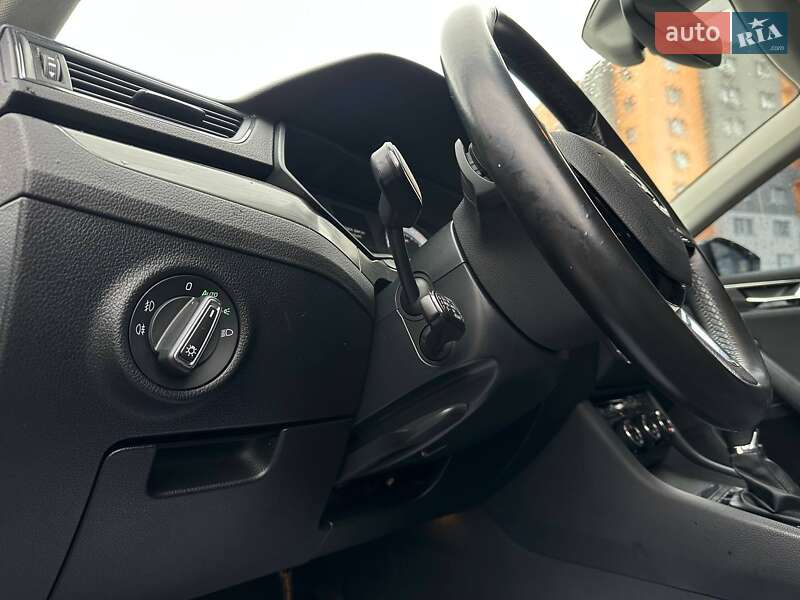 Универсал Skoda Superb 2020 в Виннице
