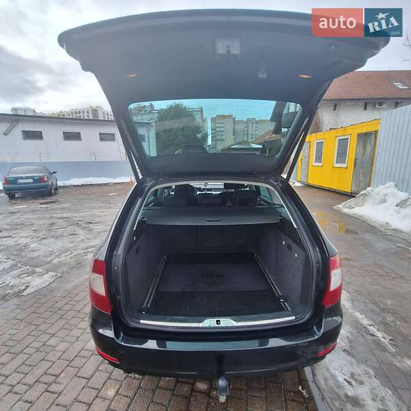 Универсал Skoda Superb 2012 в Ивано-Франковске