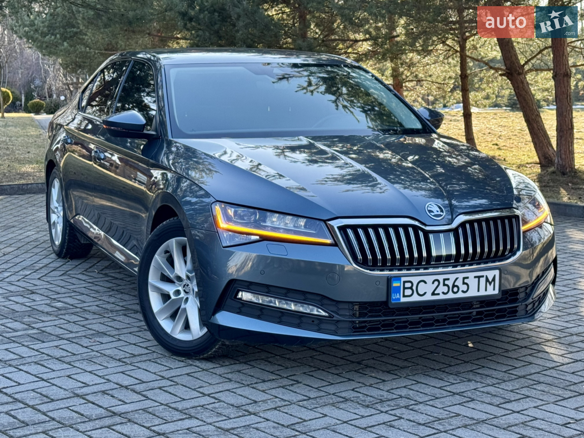 2021 Skoda Superb - фото 1
