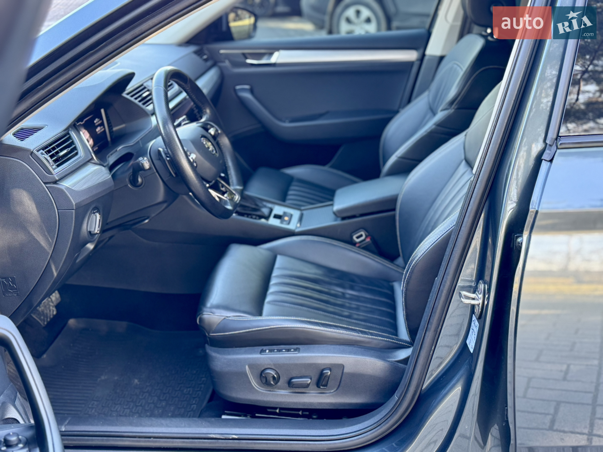 2021 Skoda Superb - мініатюра 12