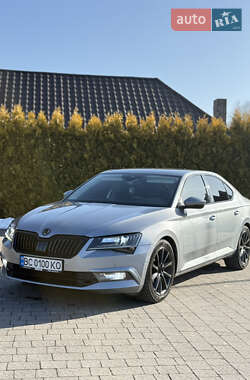 Ліфтбек Skoda Superb 2017 в Львові