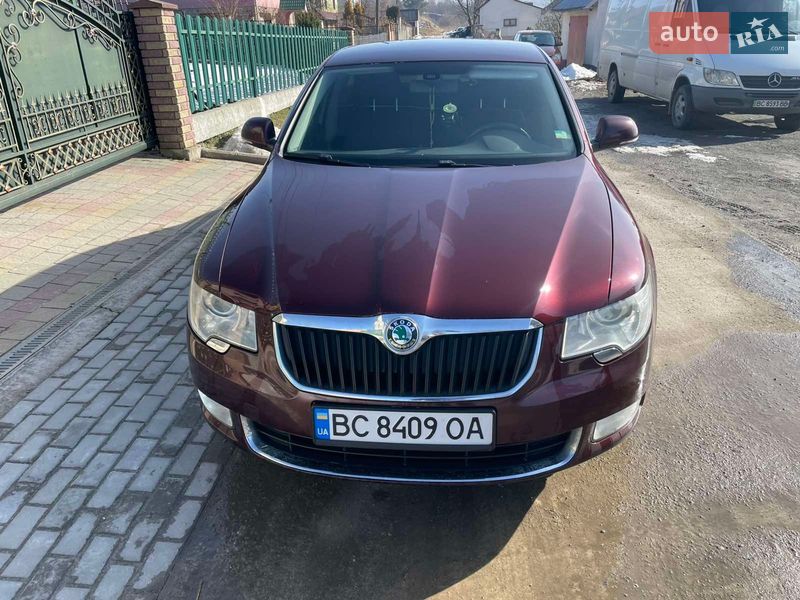 Ліфтбек Skoda Superb 2010 в Львові