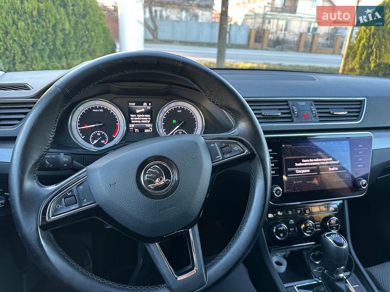 Лифтбек Skoda Superb 2019 в Ужгороде