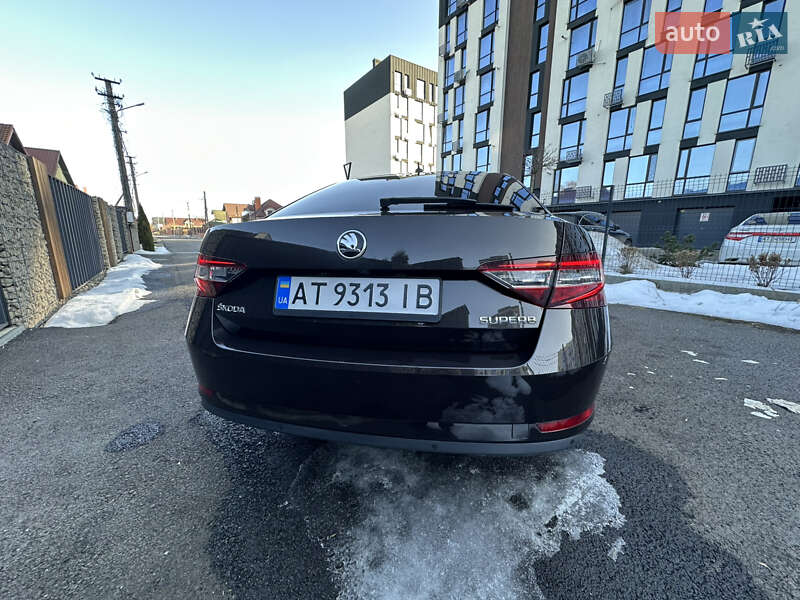 Лифтбек Skoda Superb 2016 в Ивано-Франковске
