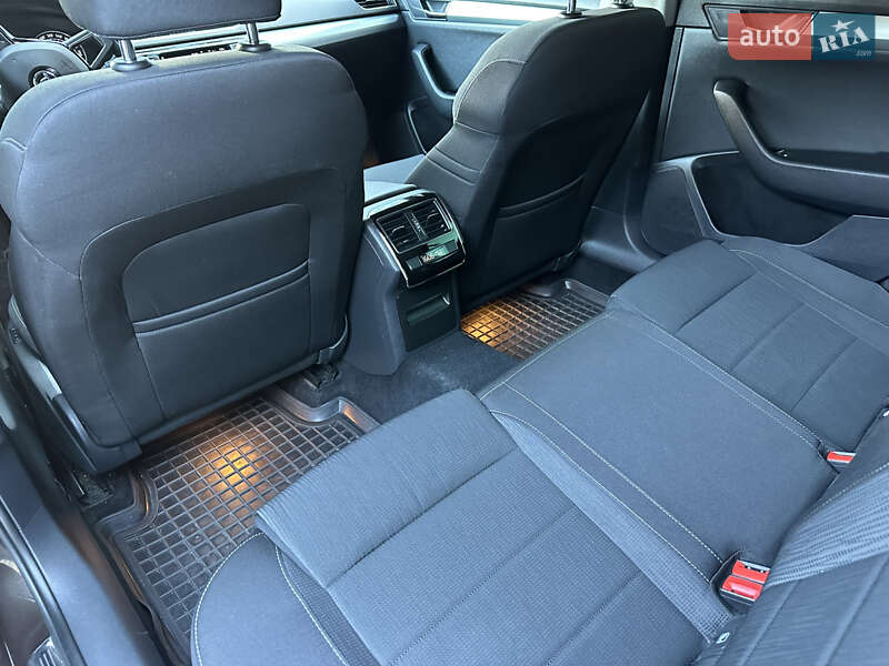 Лифтбек Skoda Superb 2016 в Ивано-Франковске