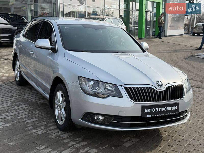 Лифтбек Skoda Superb 2013 в Полтаве