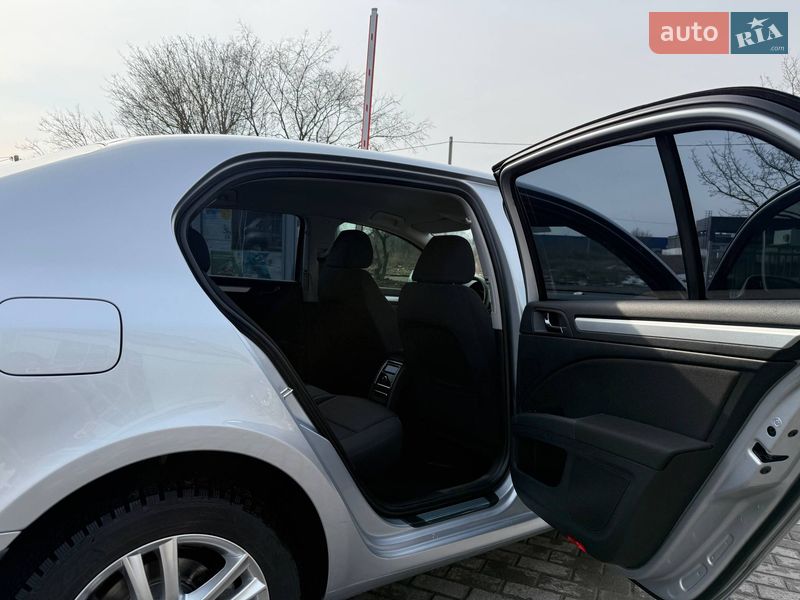 Лифтбек Skoda Superb 2013 в Полтаве