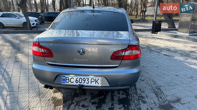 Лифтбек Skoda Superb 2008 в Самборе