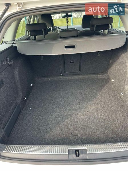 Універсал Skoda Superb 2016 в Ужгороді