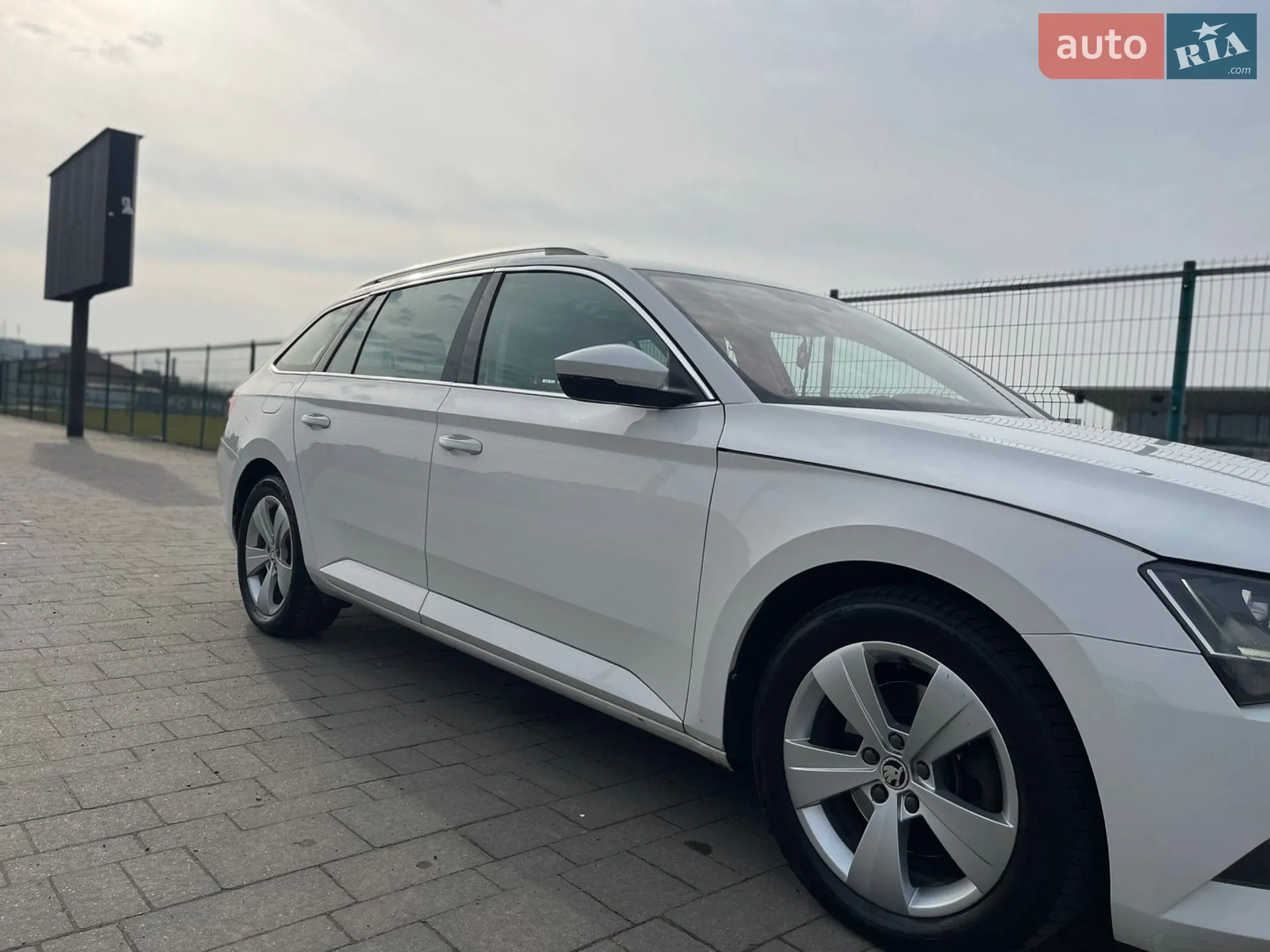 2016 Skoda Superb - мініатюра 52