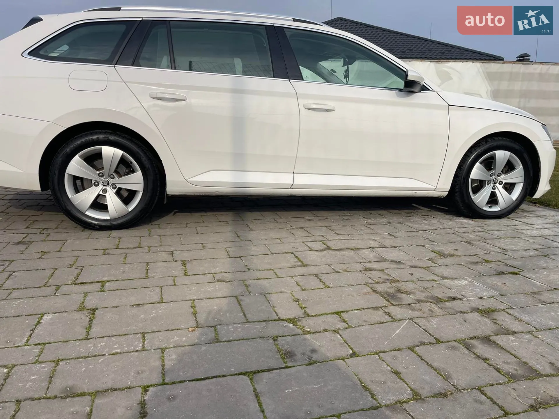 2016 Skoda Superb - мініатюра 72