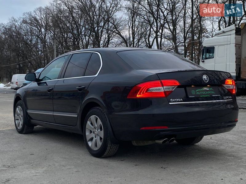 Лифтбек Skoda Superb 2013 в Киеве